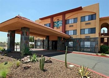 Quality Inn Hotel & Suites in Phoenix, Arizona